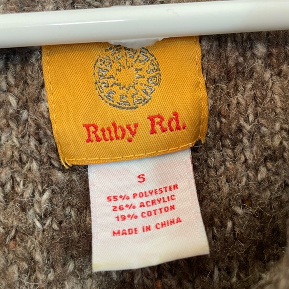 Ruby Rd - Small button-up Sweater - Picture 3 of 4
